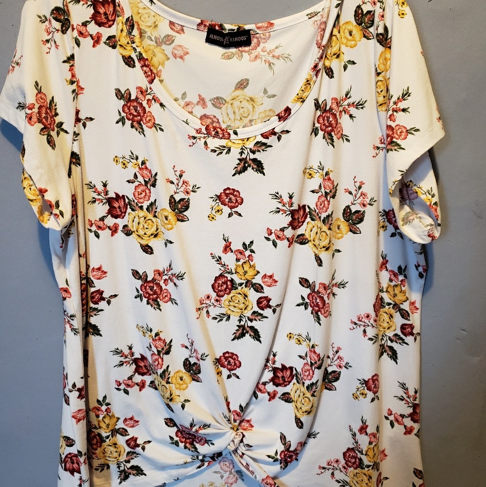 Front knot T-Shirt